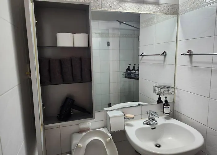 Cute And Cozy House - 5min To Sinsa Station, 1min To Garosugil Apartamento Seul
