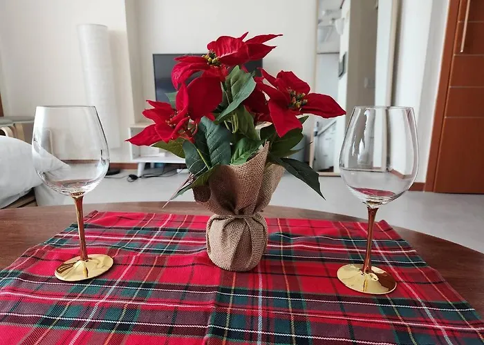 Cute And Cozy House - 5min To Sinsa Station, 1min To Garosugil Seul