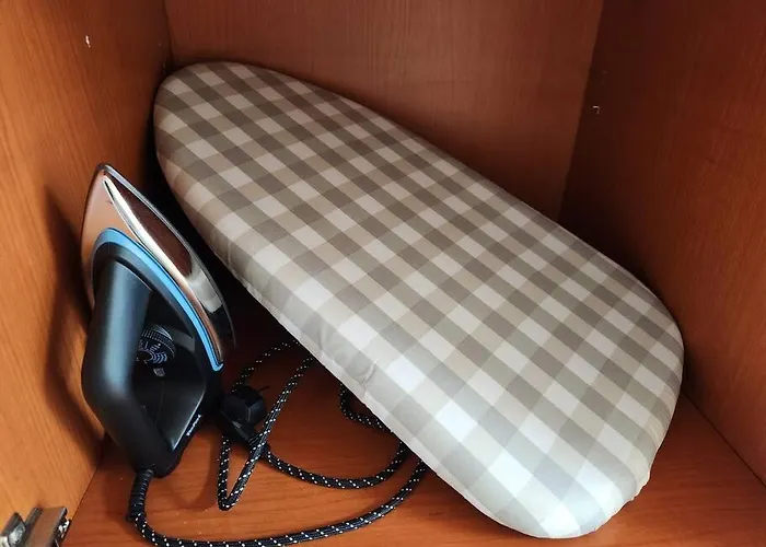 Cute And Cozy House - 5min To Sinsa Station, 1min To Garosugil * Seul