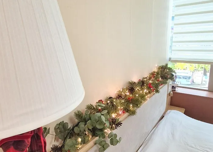 Cute And Cozy House - 5min To Sinsa Station, 1min To Garosugil * Seul